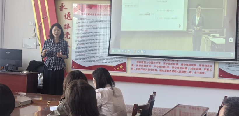 马克思主义学院开展思政课教学展示磨课活动